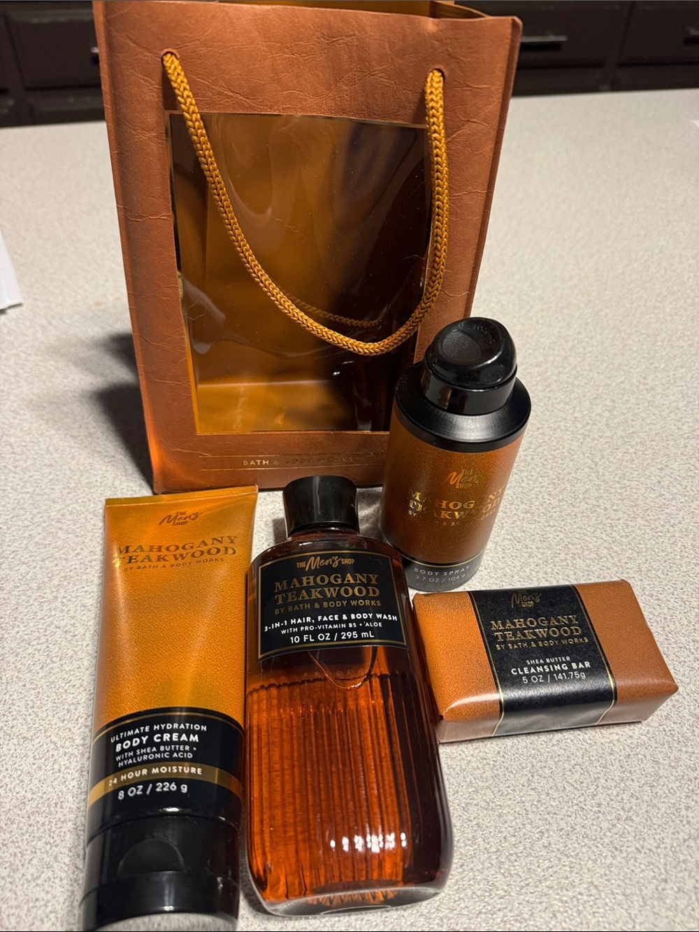 Mahogany Teakwood Bath & Body Works gift set plus gift bag